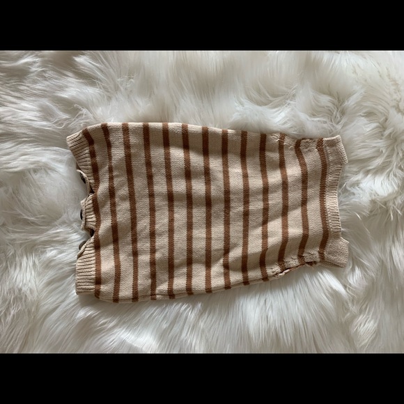 Knit Bodysuit Romper - Picture 3 of 5